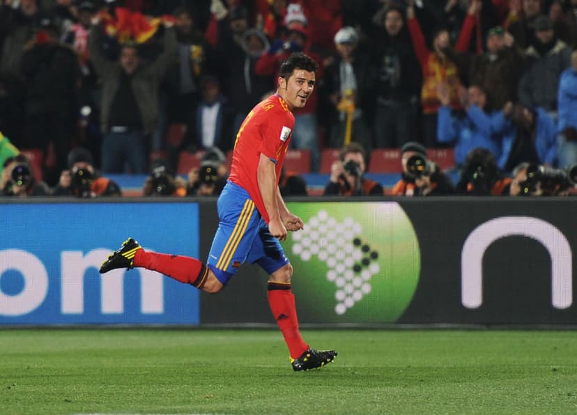 World Cup wonder goals: Villa flies solo