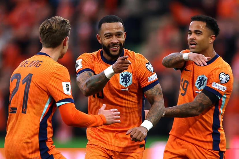 Fit-again Depay selected as Netherlands name squad