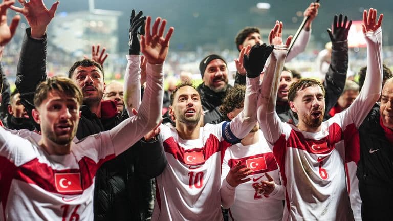 Türkiye World Cup 2026 Round 1 Review: Crescent-Stars Frustrated as Australia's Beach Stands Firm